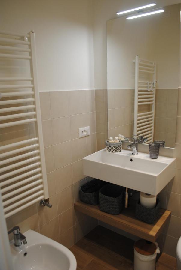 Raggio Di Sole - Pool, Tennis, Parking, Sea View & Relax Rapallo Bagian luar foto